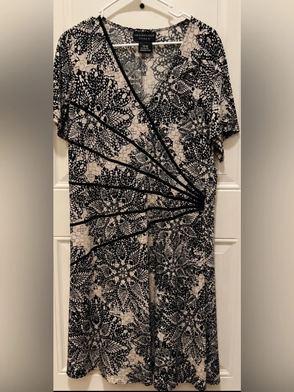 Connected Woman 16W Black Cream Wrap Dress Piping Detail Plus Size